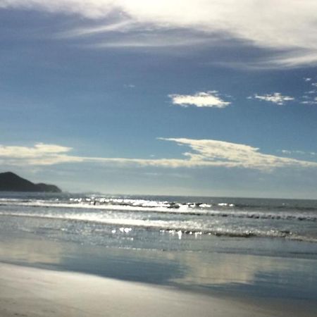 Praia Grande - Pg Apartamento Locacao Em Ubatuba Eksteriør billede
