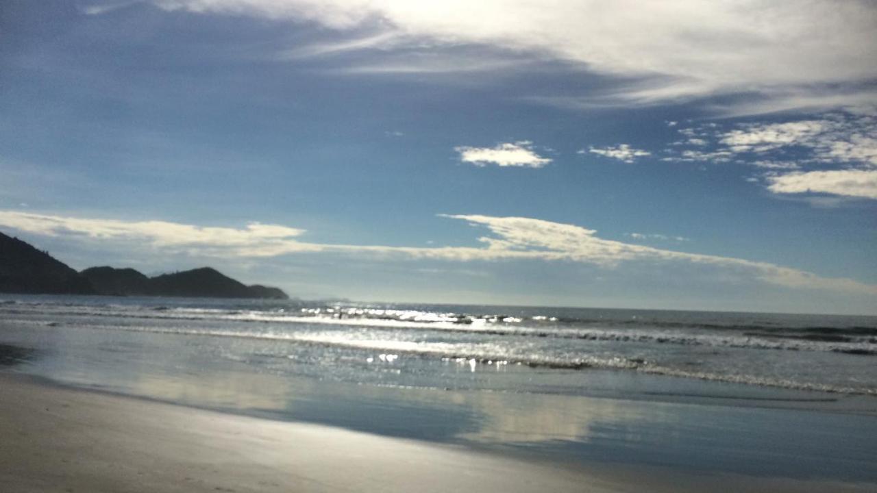 Praia Grande - Pg Apartamento Locacao Em Ubatuba Eksteriør billede